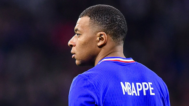 ND_MBAPPE_01_GettyImages_2107603990 copia