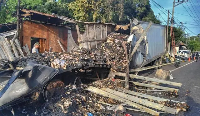 Accidente fallecido conductor de camión Sonsonate 17-07-2024