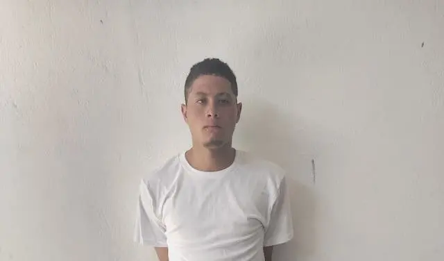 Daniel Alexander Contreras Alvarenga, 19 años de edad, simulación de delito llamadas al 911 emergencias falsas