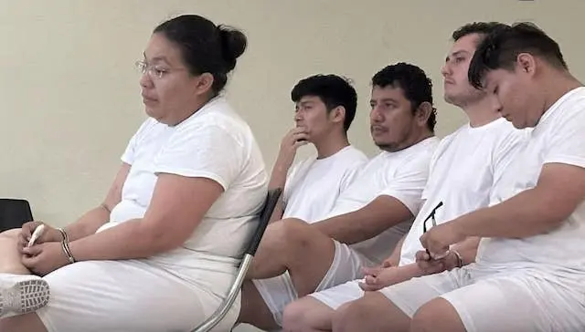 Empleados empresa Plycem administración fraudulenta