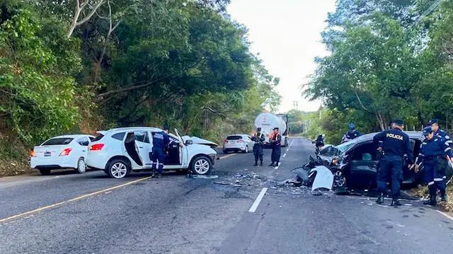 Seis personas tercera edad heridas accidente de tránsito San Miguel 23-01-2025