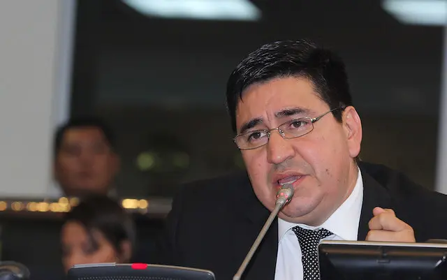 Douglas Avilés