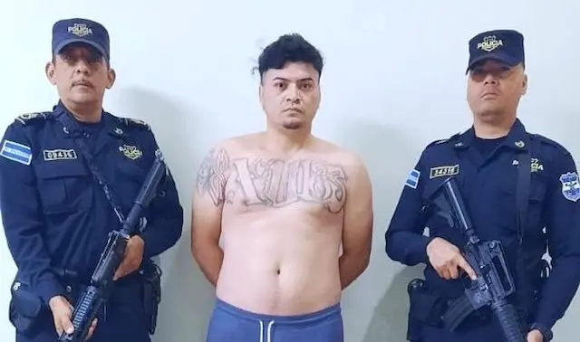 Denis Alberto Sosa Díaz, alias Crazy, 18-R, posesión y tenencia de drogas, resistencia, agrupaciones ilícitas, extorsión, robo