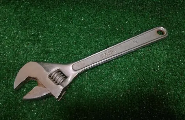 Llave cangreja