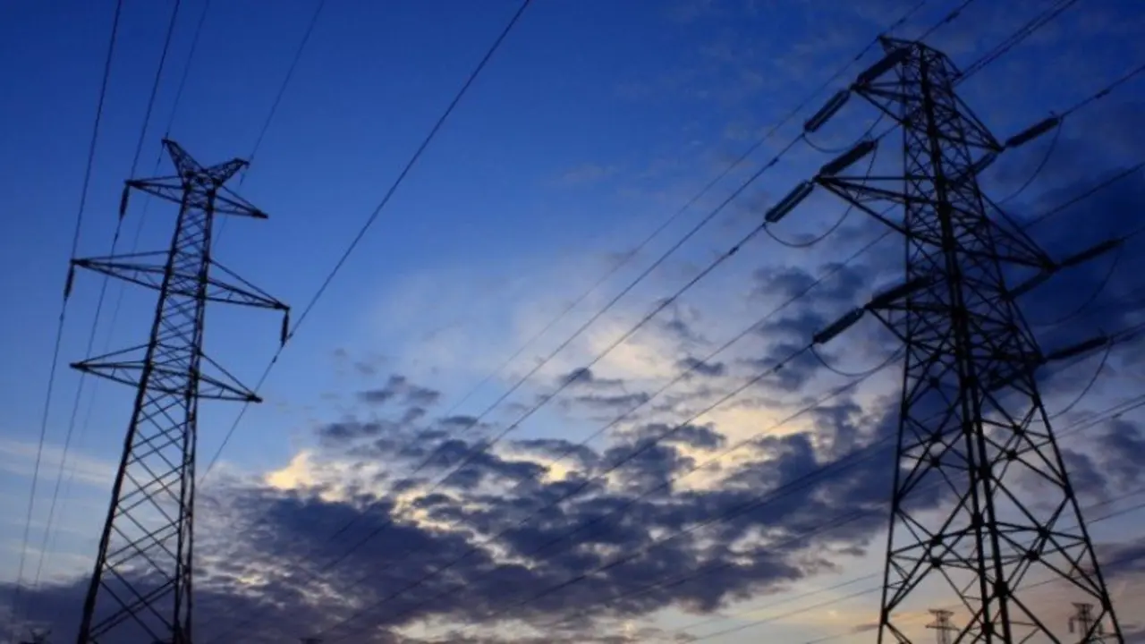 Torres de energ&iacute;a