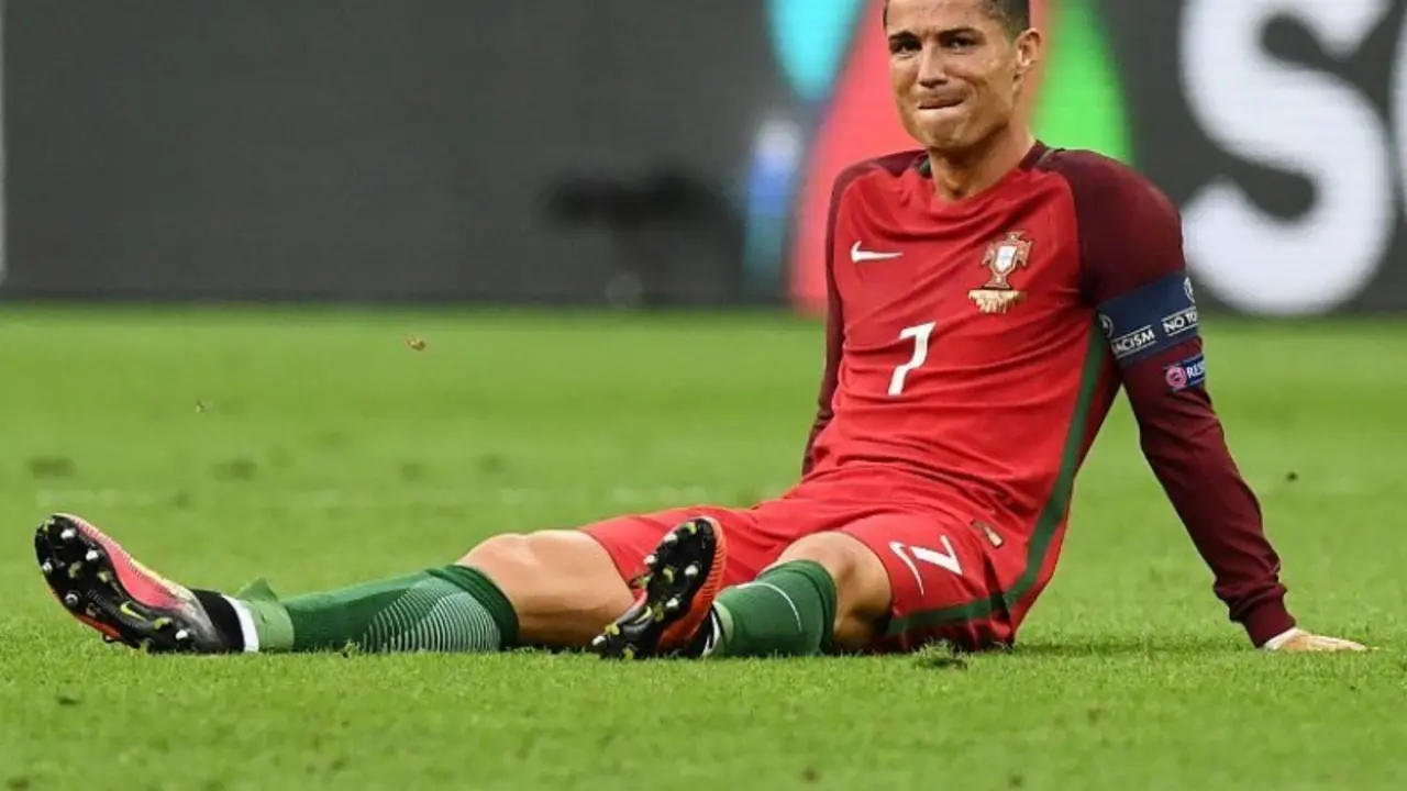 Cristiano Ronaldo llora