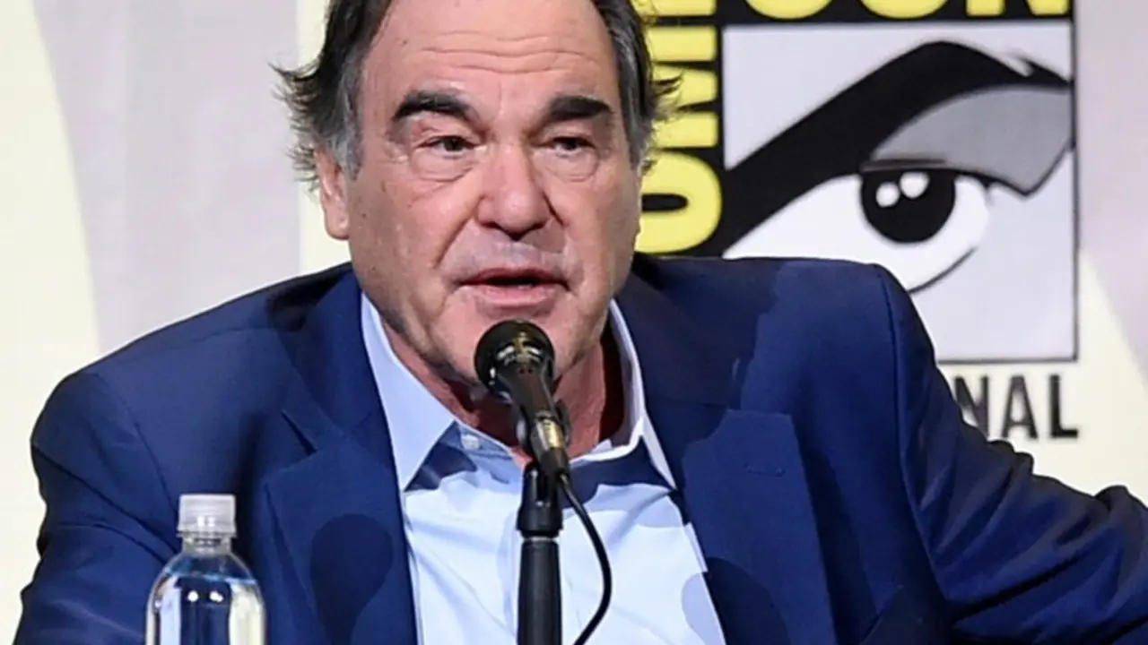 <p>El cineasta estadounidense Oliver Stone interviene en el festival Comic-Con en San Diego, el 21 de julio de 2016</p>
