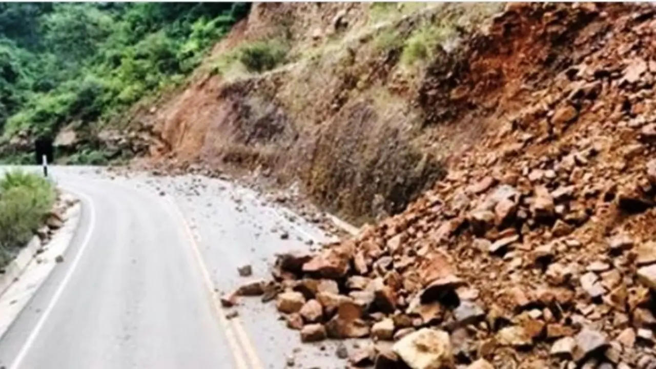 Desprendimiento de tierra, fotograf&iacute;a de refencia.