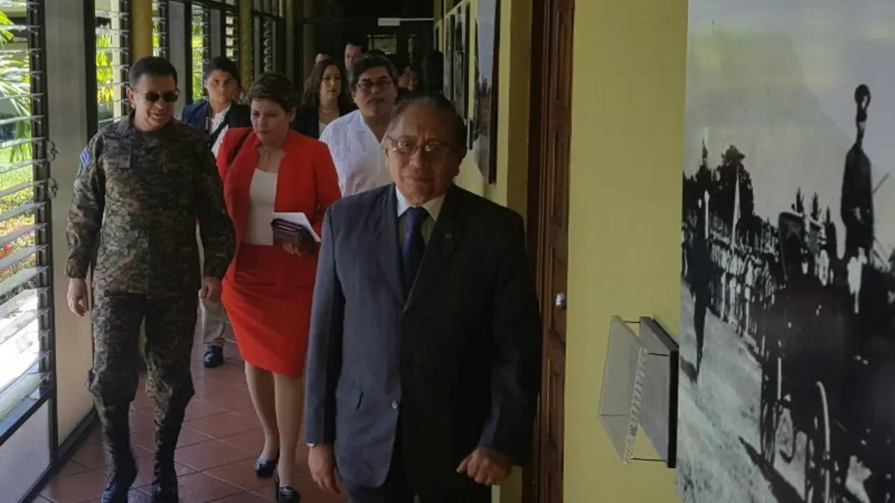 Visita a museo de armas