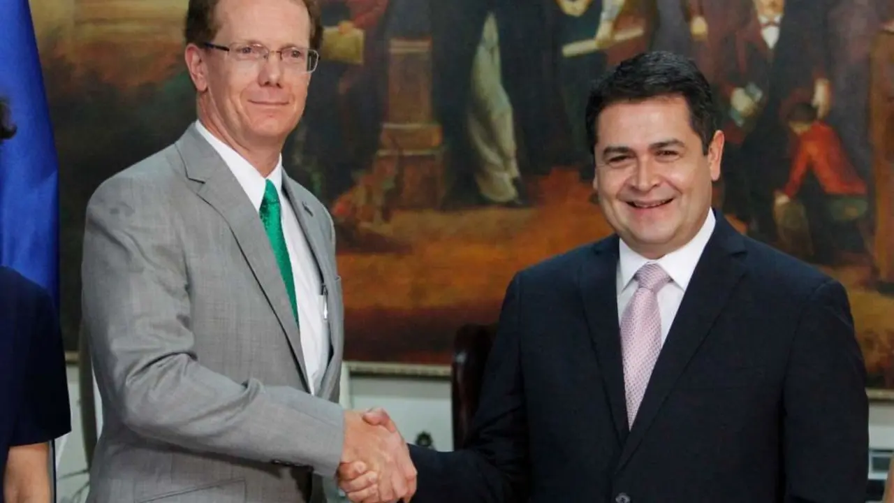 Juan Orlando Hern&aacute;ndez