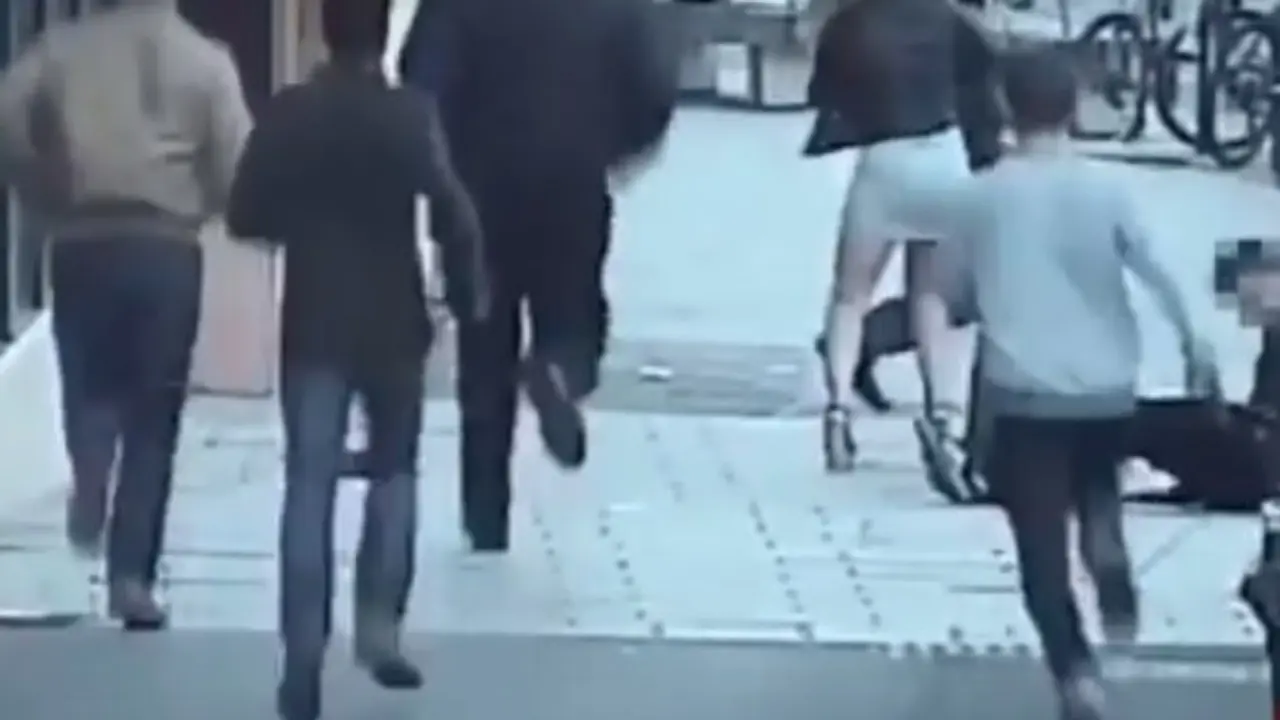 hombre ingl&eacute;s