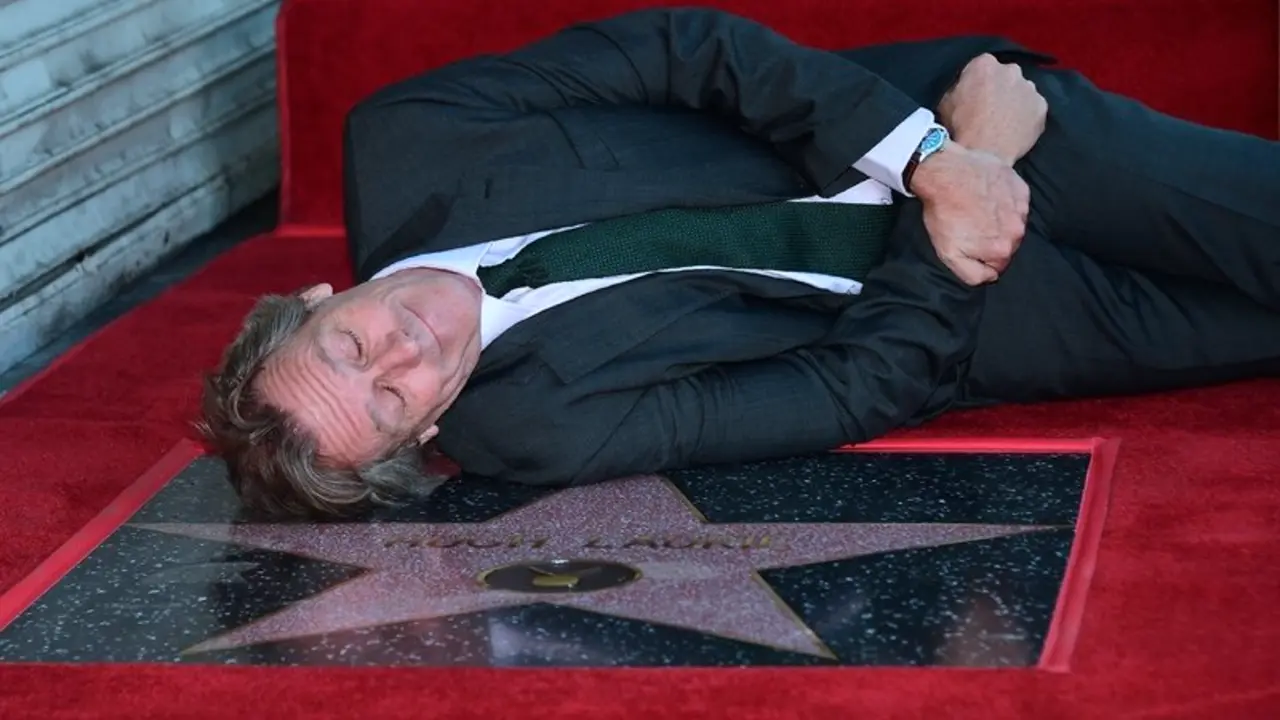 Hugh Laurie 