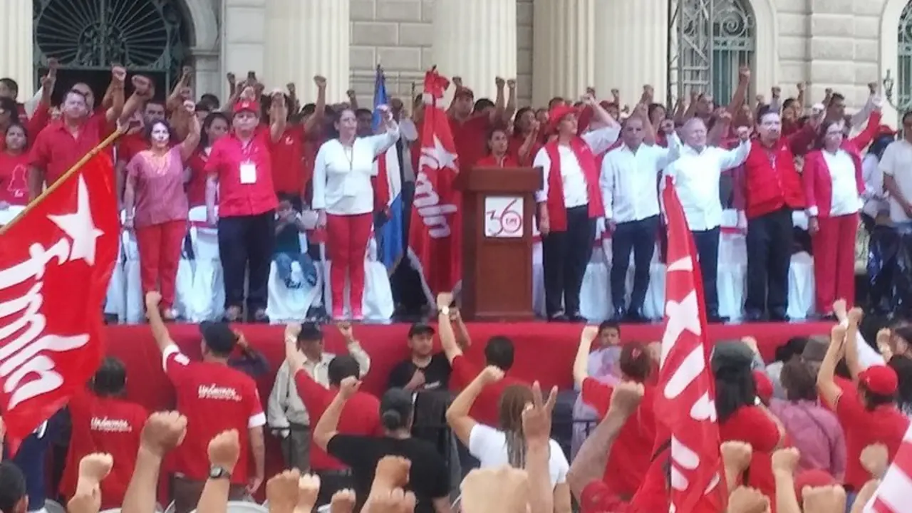 Tribuna FMLN (2)