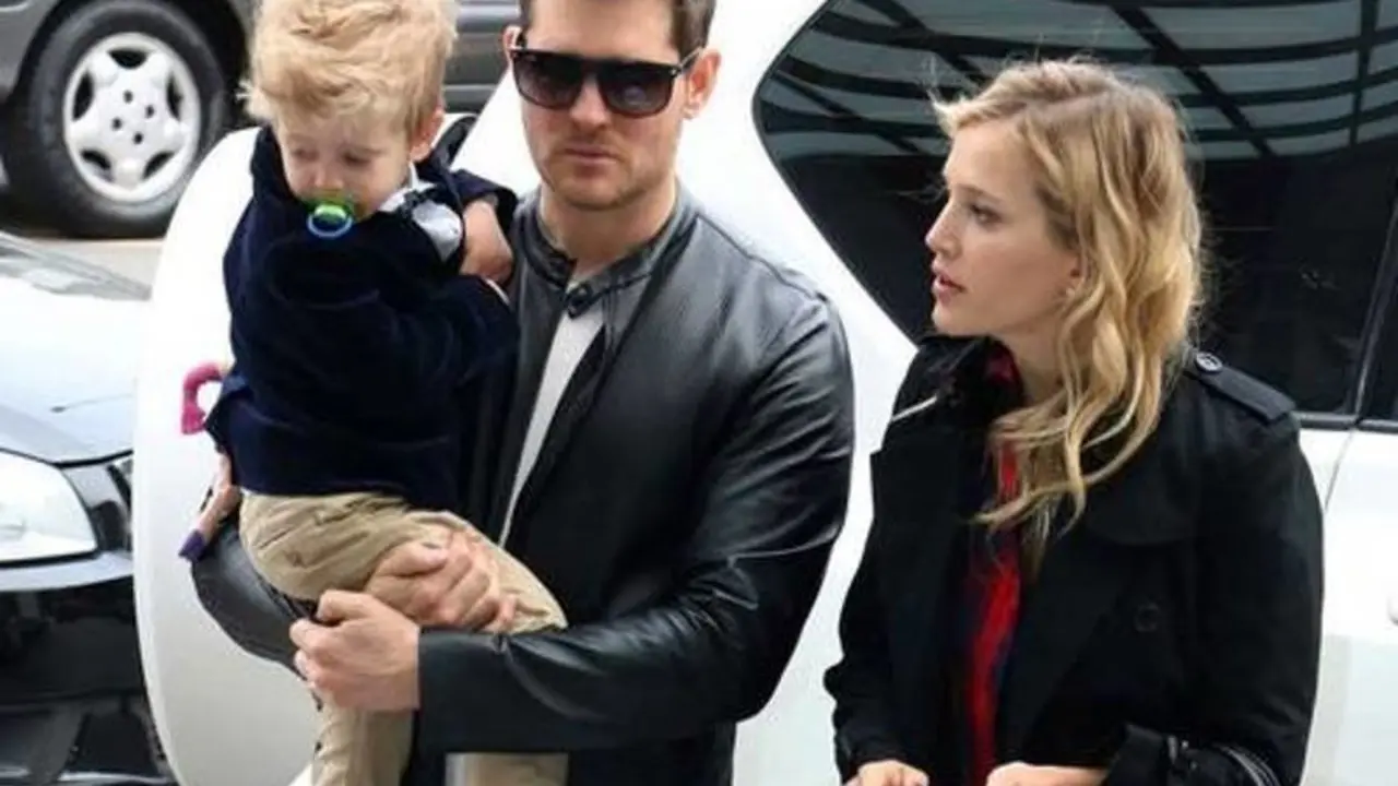 Michael Bubl&eacute; y su hijo