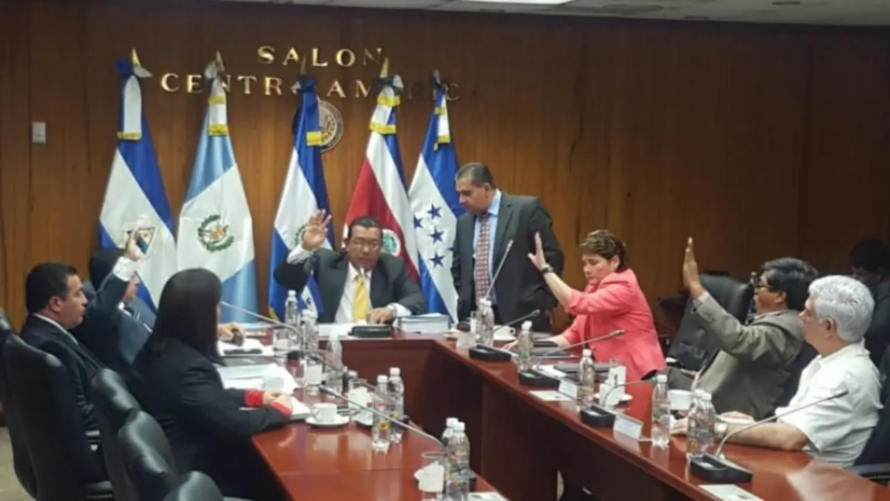 Comisi&oacute;n antejuicio Ben&iacute;tez