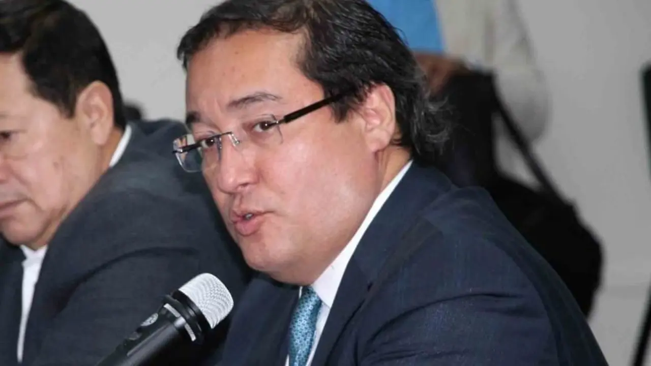 Luis Mart&iacute;nez3