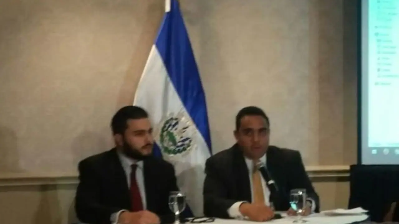 Gerardo Saca en conferencia de Prensa