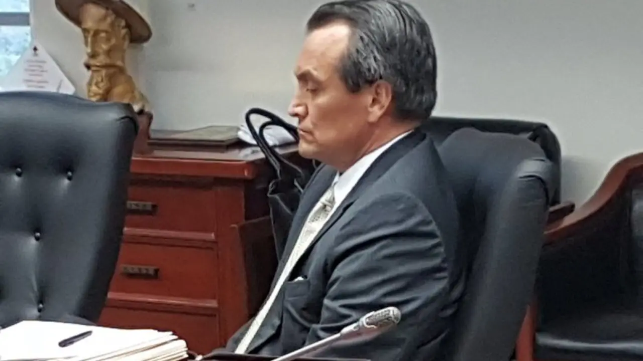 Atilio Ben&iacute;tez durante comisi&oacute;n de antejuicio.
