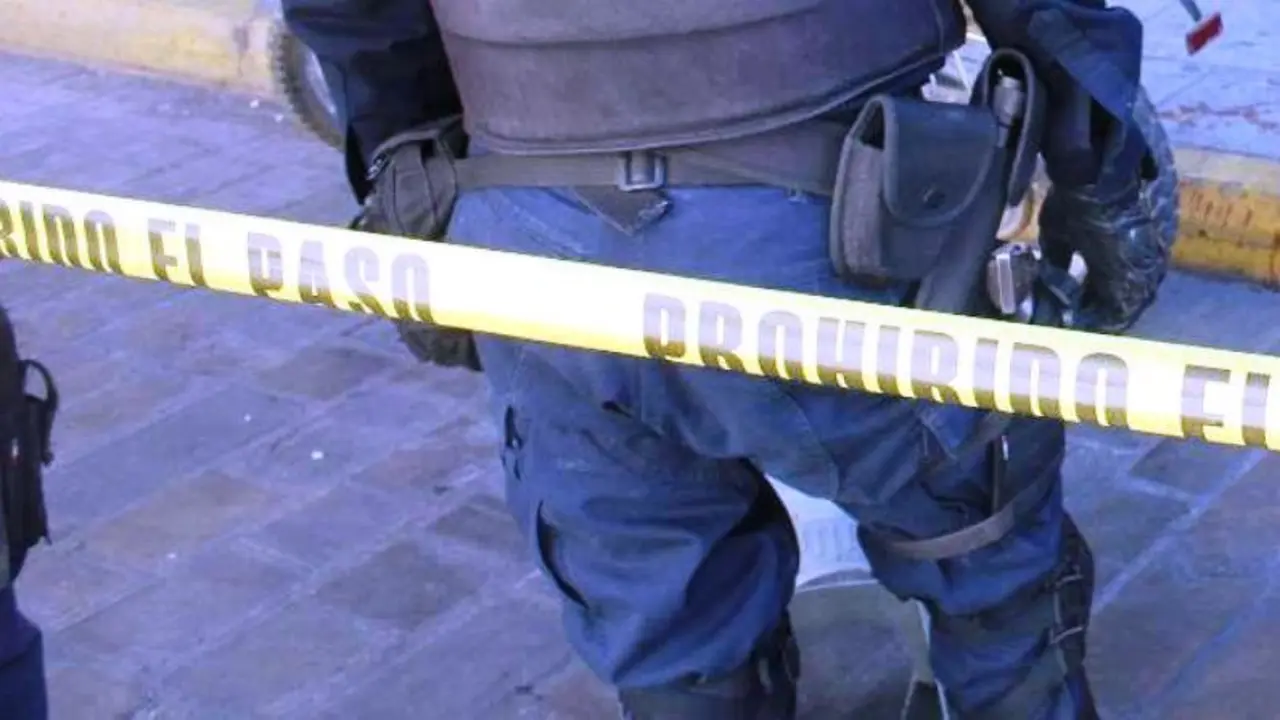 Polic&iacute;as acordonan_1