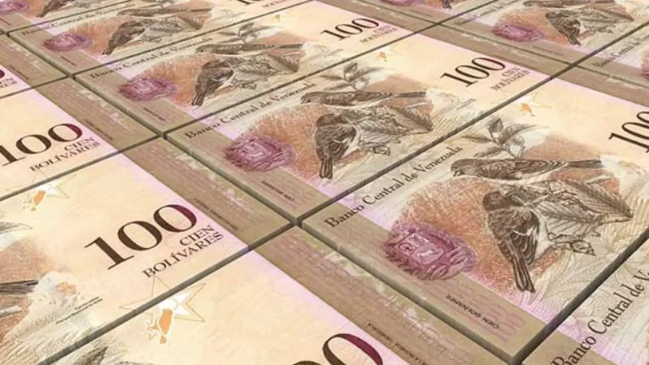 100 bol&iacute;vares