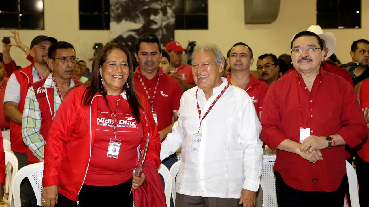 Cer&eacute;n, Nidia y Medardo Gonz&aacute;lez