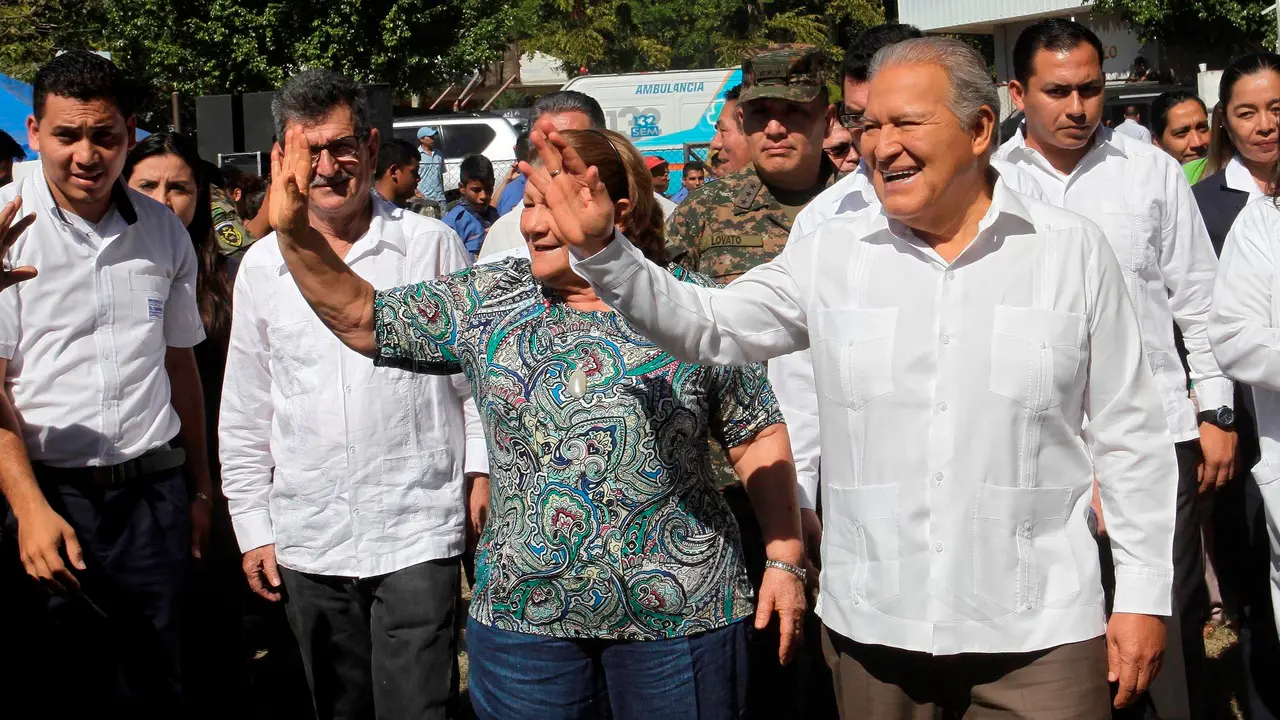 Presidente S&aacute;nchez Cer&eacute;n y primera dama, Margarita de S&aacute;nchez (1)