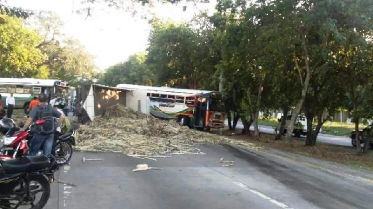accidente de tr&aacute;nsito carretera panamericana