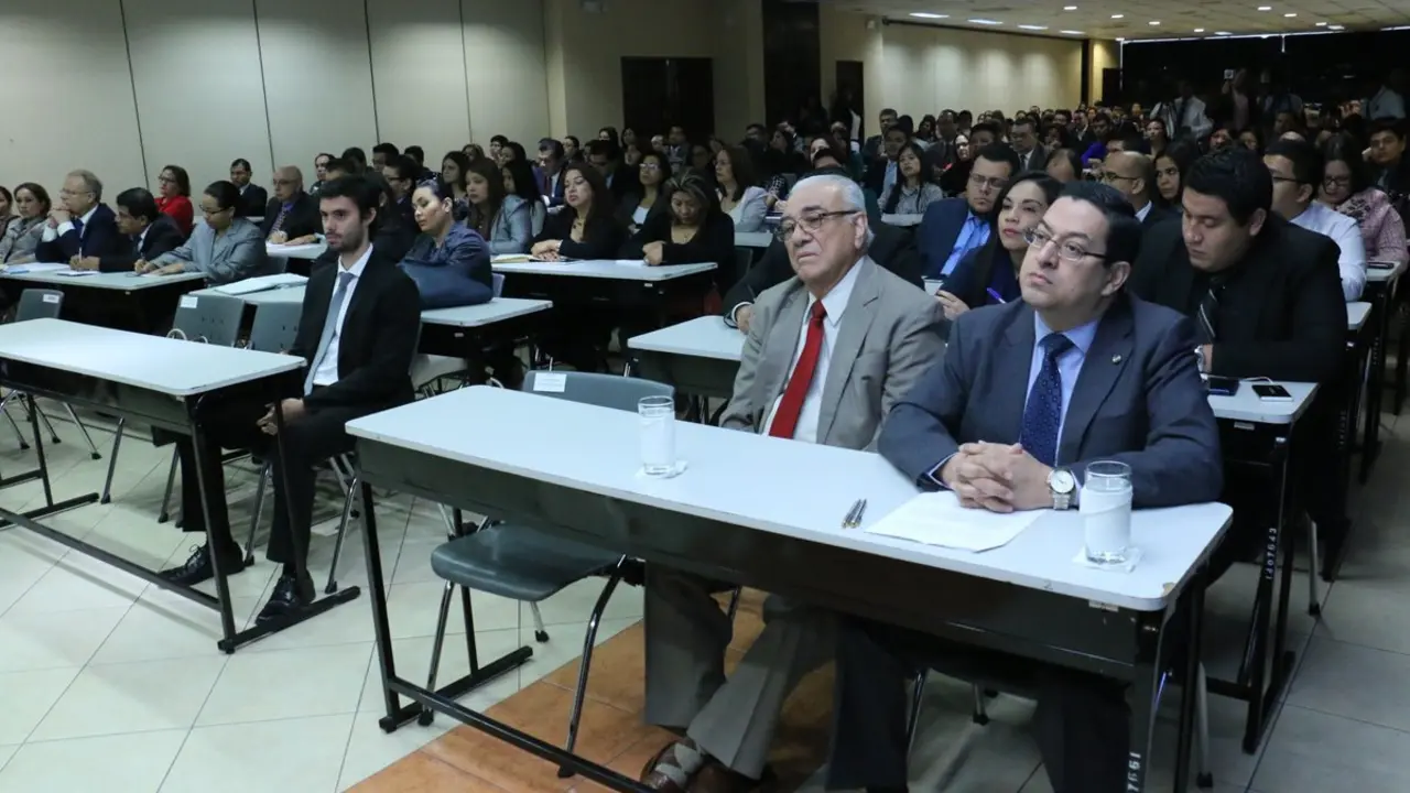 Berlarmino Jaime y Rodolfo Gonzalez, magistrados de la Sala.