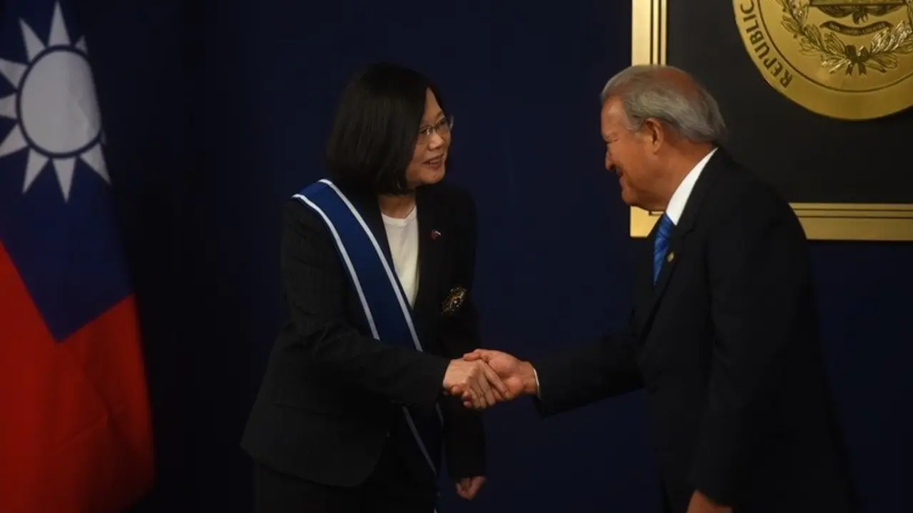 El Salvador-Taiw&aacute;n