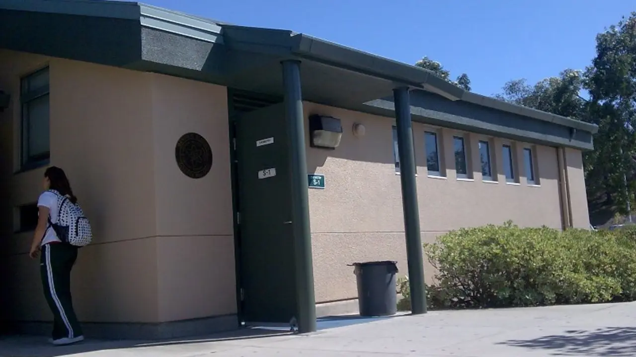 Patrick Henry High School