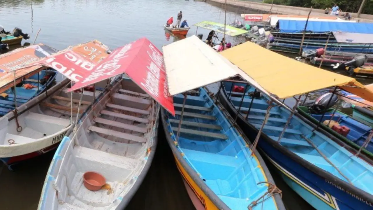 lanchas puerto la libertad