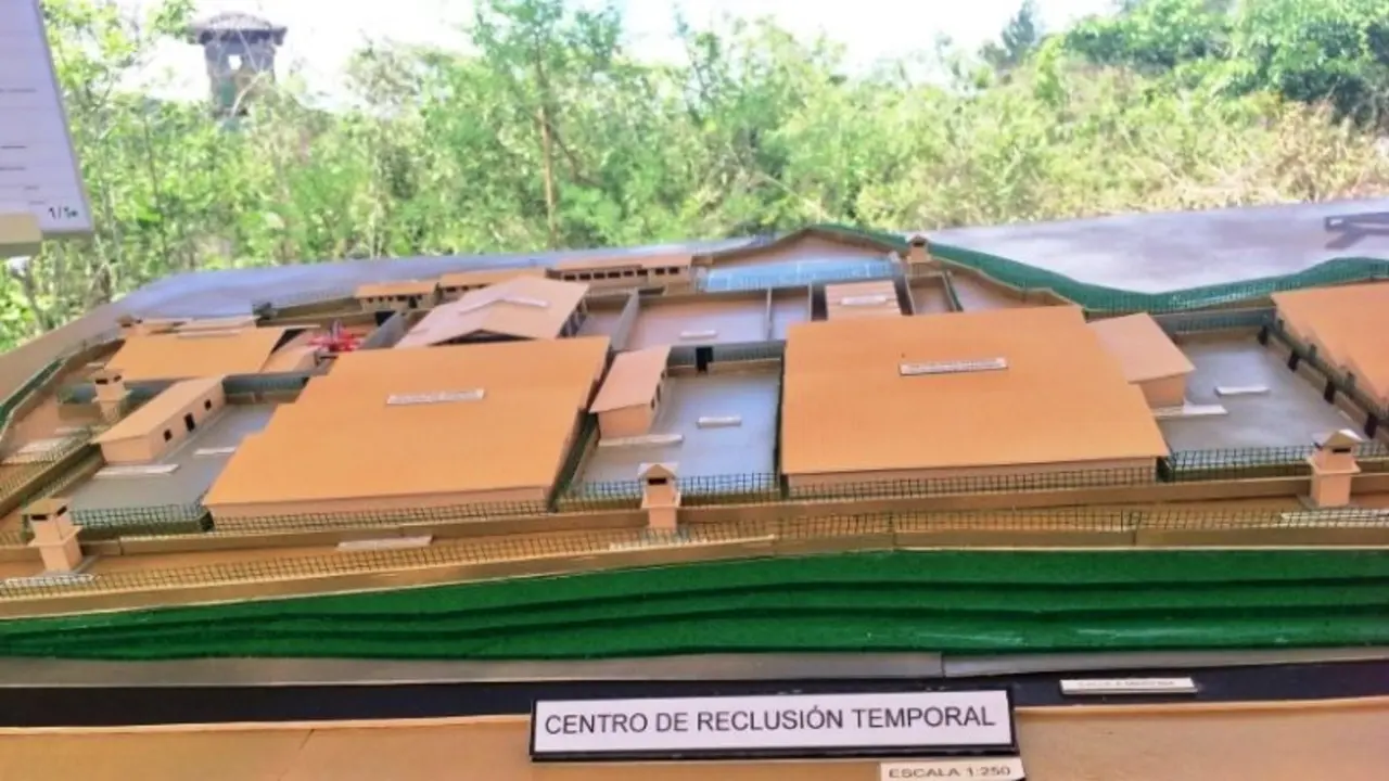 centro de reclusi&oacute;n