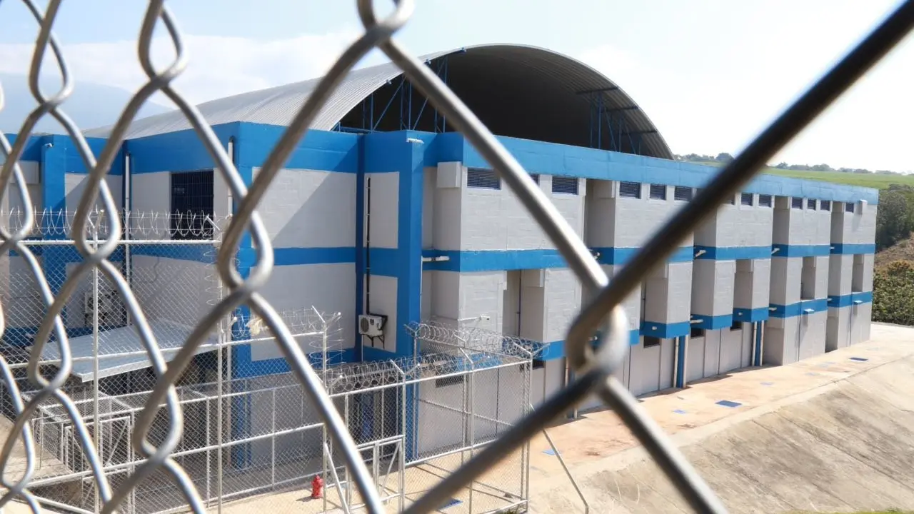 Centro penal de Izalco_2