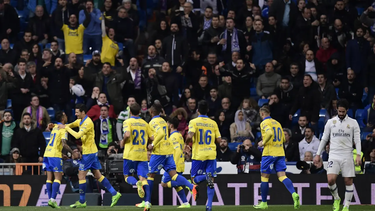 Jugadores de Las Palmas celebran uno de los goles