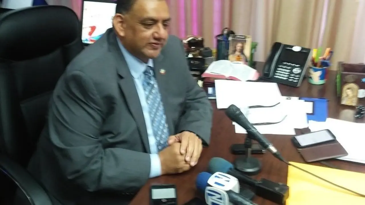 Alberto Romero, jefe de bancada de ARENA