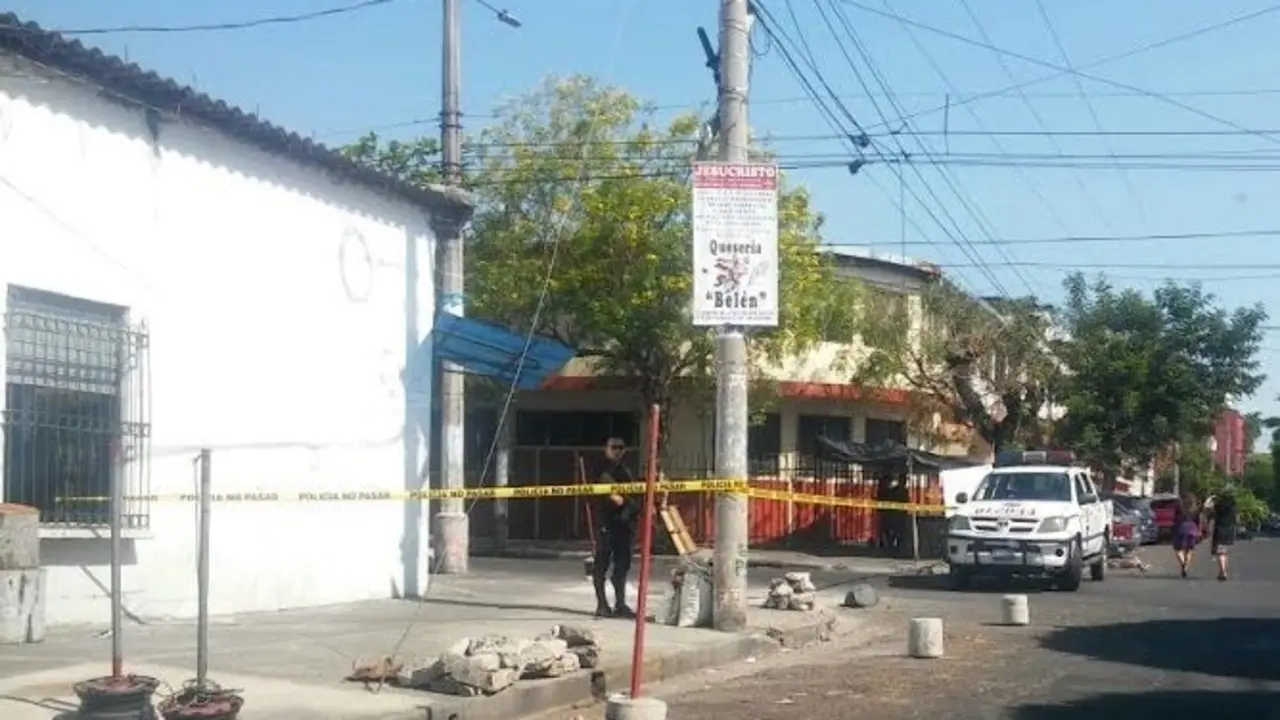 Muerto cerca del parque Bol&iacute;var