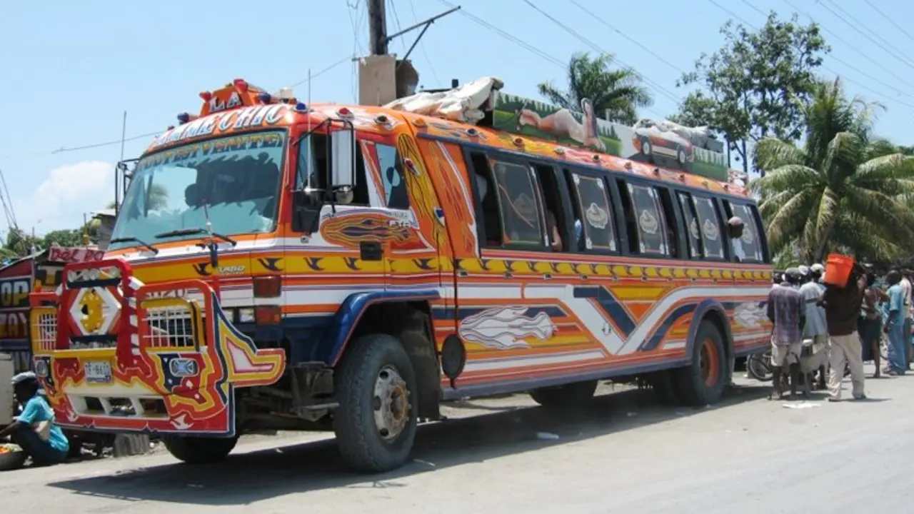 Tap_tap_public_transportation_Haiti