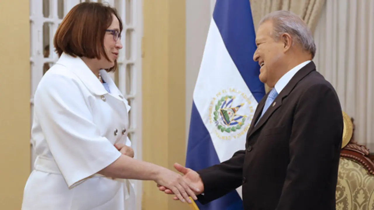 Manes y Cer&eacute;n