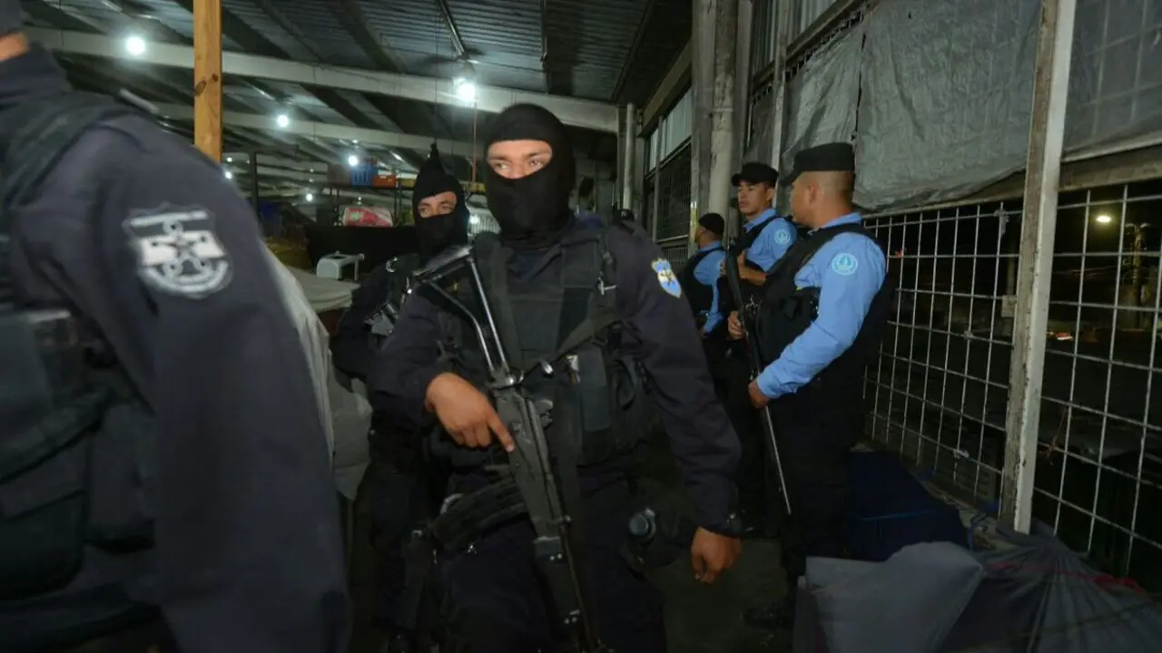 WhatsApp Image 2017-03-17 at 10.40.54 PM