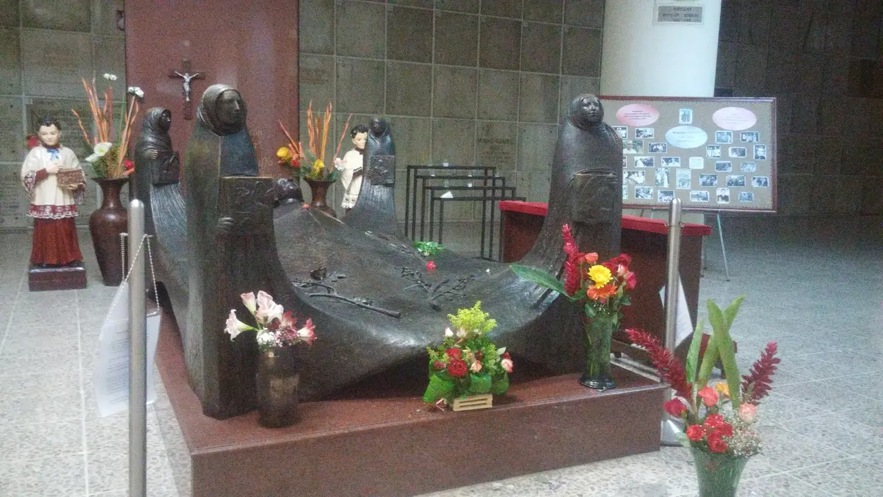 Cripta de Monse&ntilde;or Romero