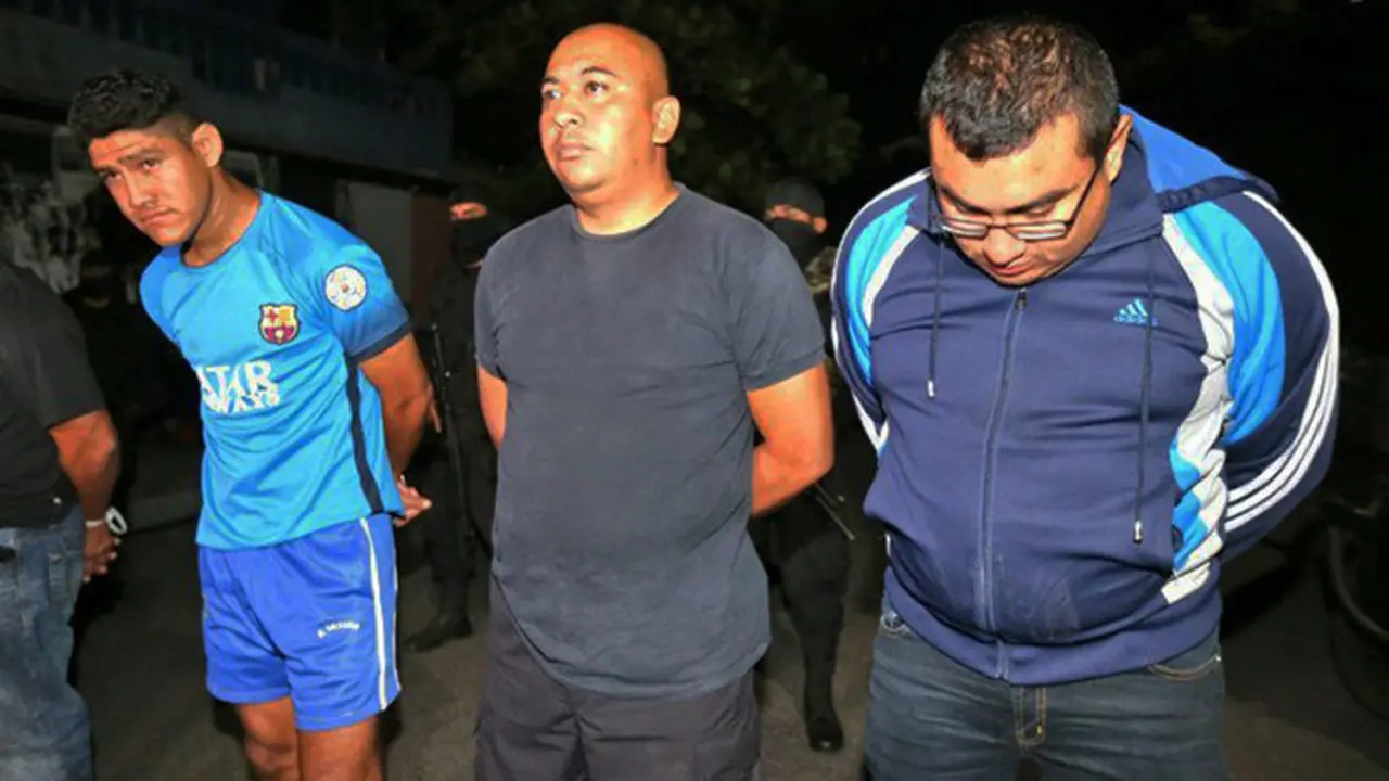 agentes-detenidos-cp-29032017