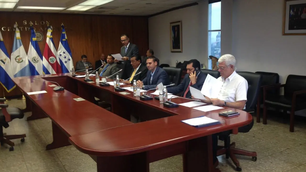 WhatsApp Image 2017-04-19 at 1.34.35 PM