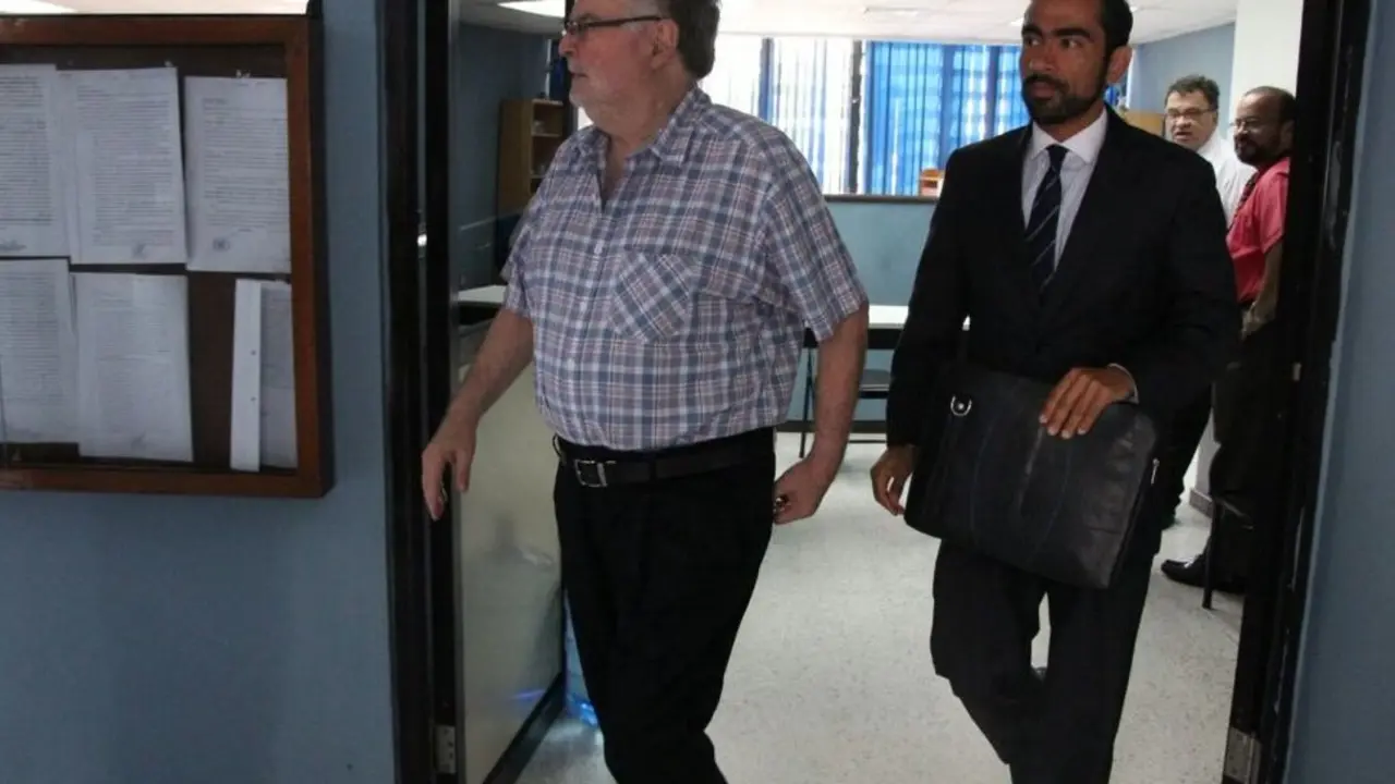 Eduardo Interiano luego que se revocara su captura