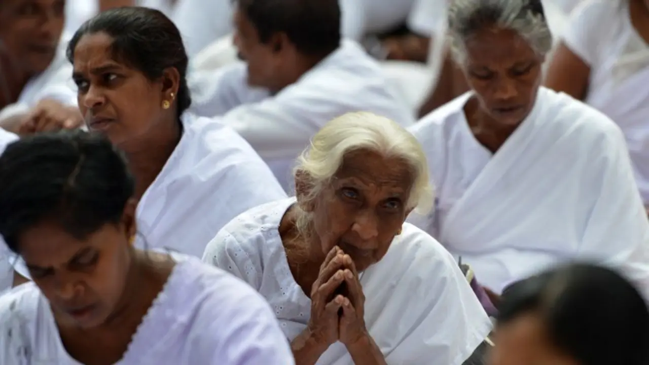 Budistas en Sri Lanka