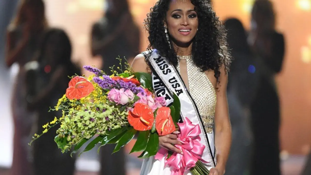 Kara McCullough. Miss USA 2017