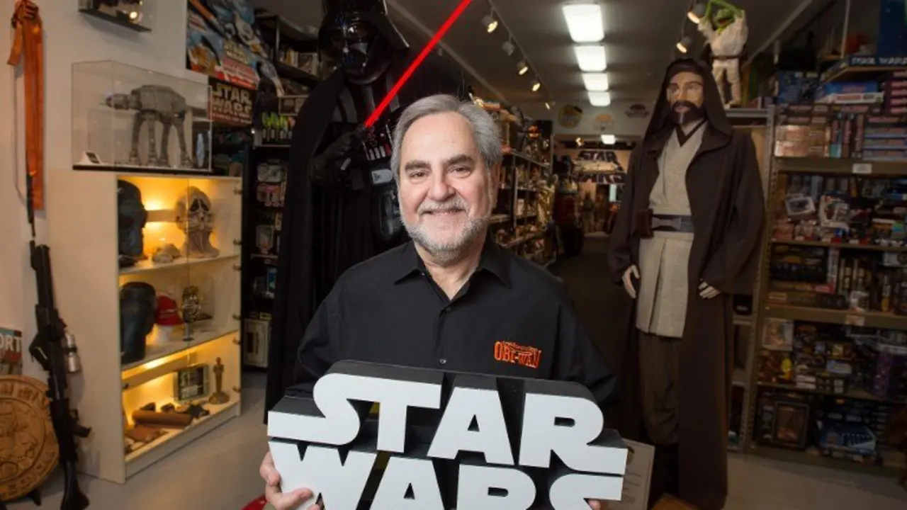 (FILES) This file photo taken on November 24, 2015 shows Steve Sansweet, owner and self-proclaimed CEO of Rancho Obi-Wan, the world's largest private collection of Star Wars memorabilia in Petaluma, California.
Sansweet said on June 5, 2017, a longtime friend had robbed him of more than 100 items, including rare vintage US and foreign carded action figures. Sansweet identified the suspect as Carl Cunningham, a well-known Star Wars collector and R2-D2 builder from Marietta, Georgia. 
 / AFP PHOTO / Josh Edelson