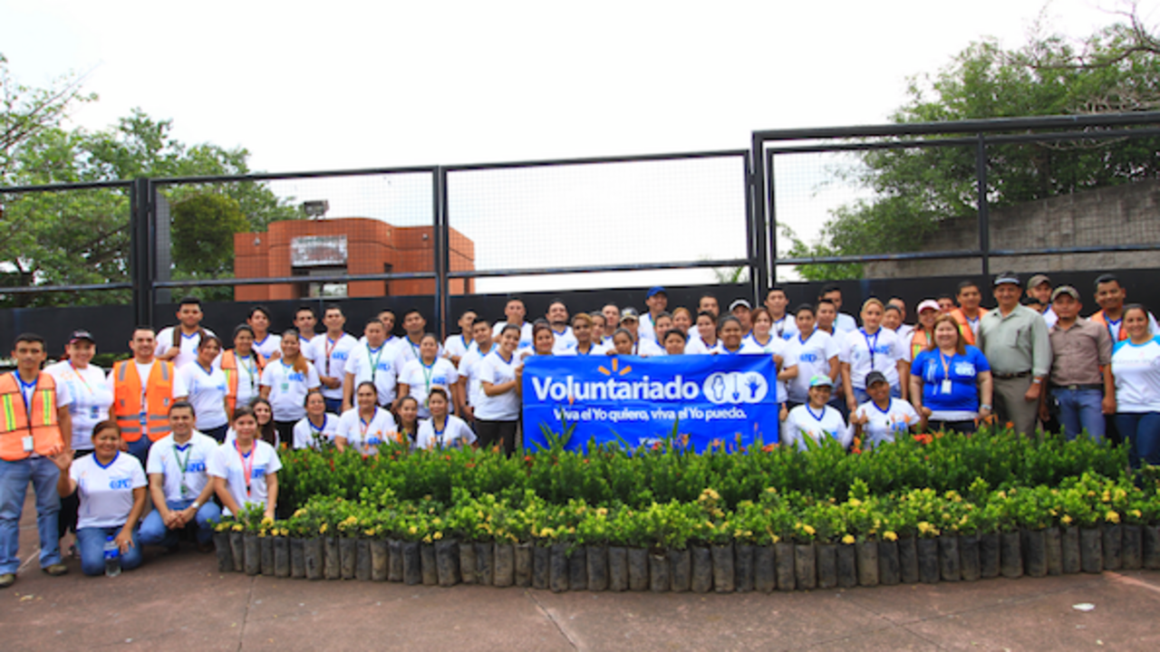 Esquina Walmart 7 de junio 2017