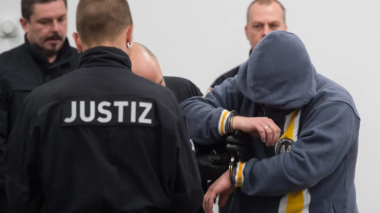 Polic&iacute;a de Alemania