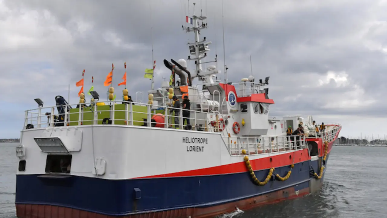 Barco donde fueron encontrados congelados los cuerpos de tres ni&ntilde;os en Francia