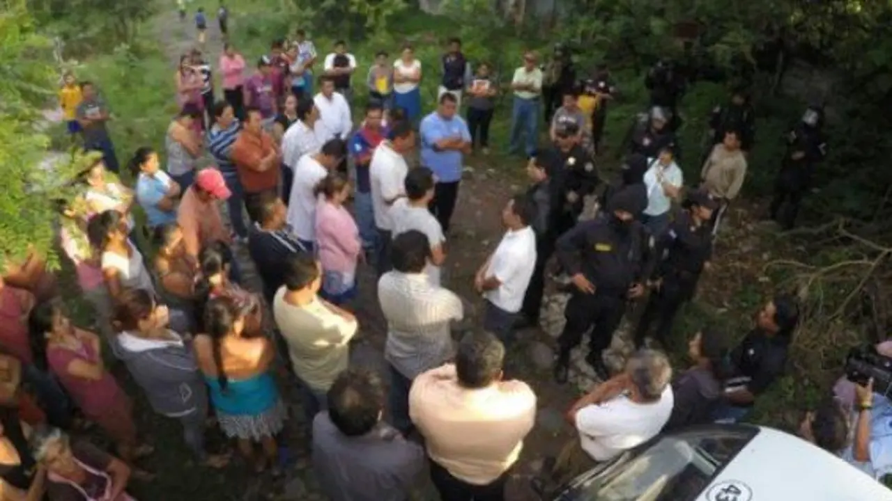 desalojo comunidad El Espino